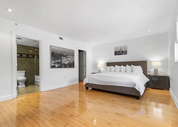 Fortune House Hotel Suites